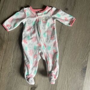 Fleece ‘I love mommy’ sleeper​